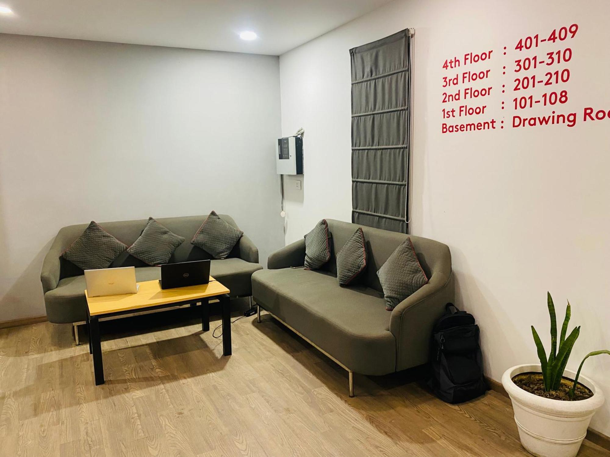 Qotel Hotel Ip Residency East Delhi Preet Vihar Neu-Delhi Exterior foto